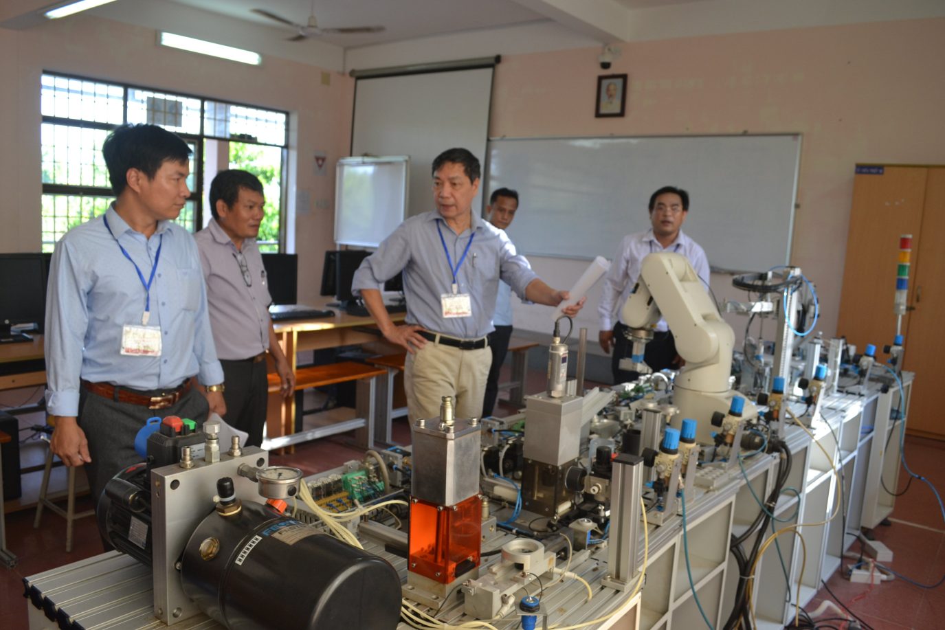 Làm Bằng Cao Đẳng Nghề Quy Nhơn Chất Lượng Như Thật