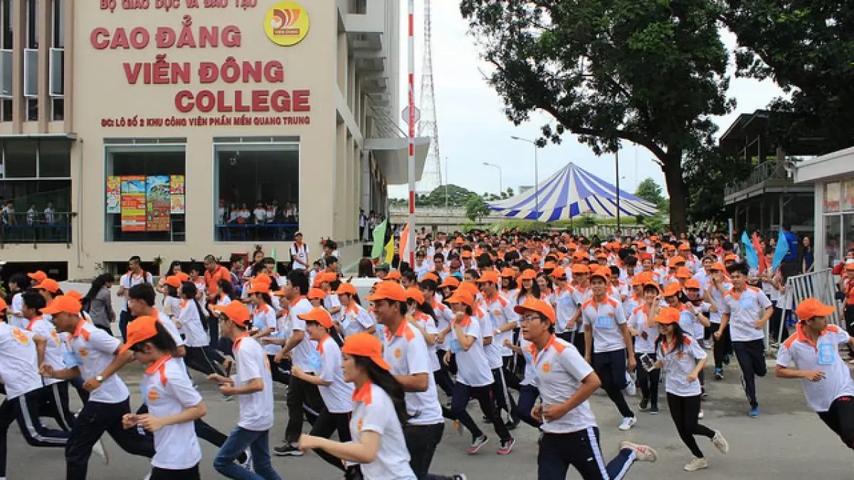 Làm Bằng Cao Đẳng Viễn Đông - Cao Đẳng Viễn Đô Có Tốt Không ?