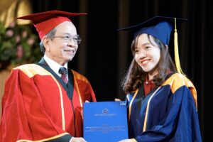 Làm bằng đại học Hoa Sen Đảm Bảo Chất Lượng