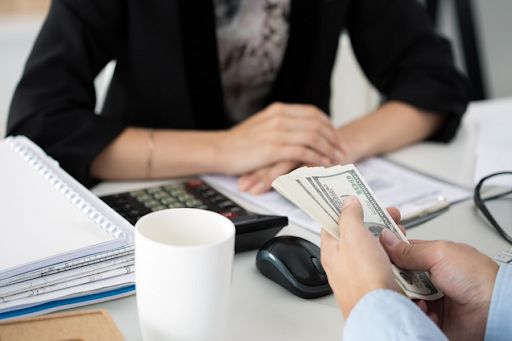 Làm Bằng Cao Đẳng Quản Lý Nhân Sự Mở Ra Tương Lai Tươi Sáng