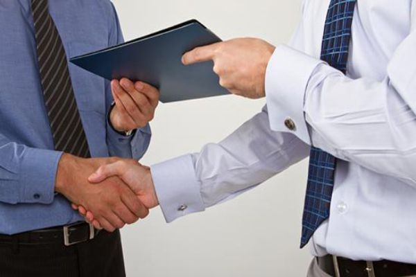 Làm Bằng Cao Đẳng Quản Trị Uy Tín Nhanh Chóng Toàn Quốc