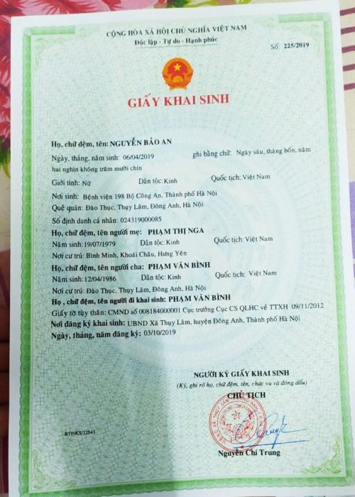 Thế nào gọi là làm giấy khai sinh giả?