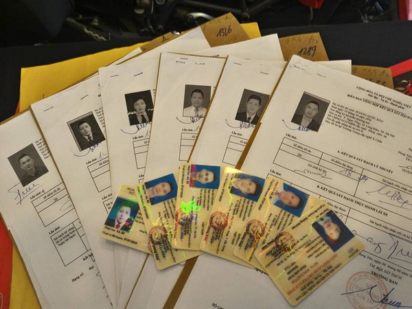 Quy Trình Làm Bằng Đại Học Làm Bằng Lái Xe Như Thế Nào?