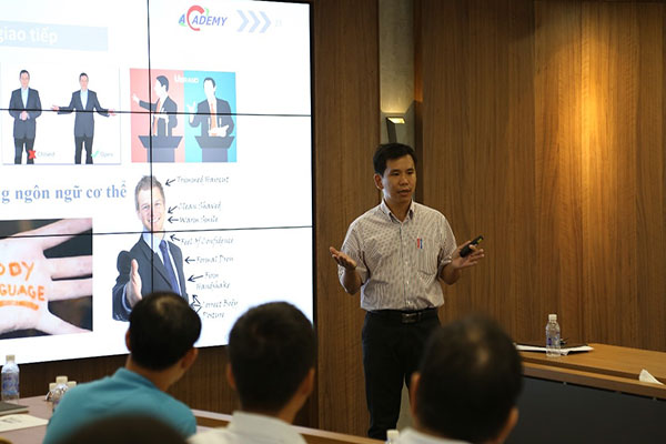 Làm Chứng Chỉ Giám Đốc Quản Lý Dự Án Bao Công Chứng