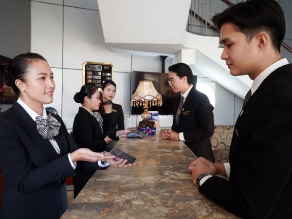 Làm Bằng Cấp 3 Phôi Thật Giá Rẻ Không Cần Học Và Thi